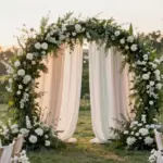 15 Circle Wedding Backdrop Ideas With Modern Romance